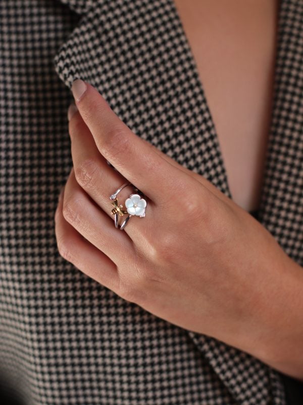 Blossom Mother of Pearl adjustable ring