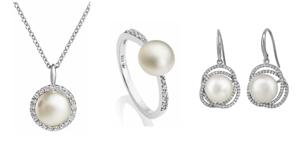 pearl jewellery trends autumn winter: sparkly pearls